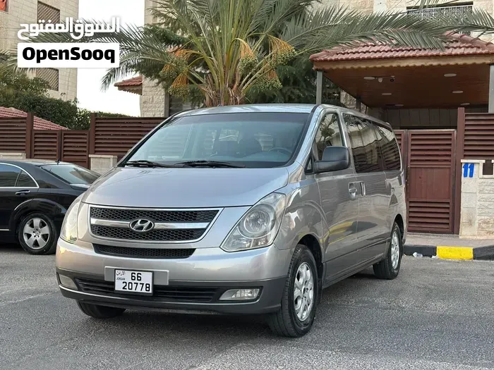 Hyundai H1 2012 photo 3