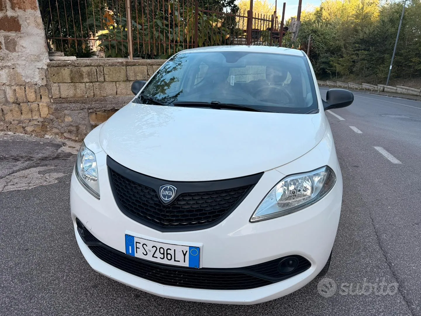 Lancia Ypsilon