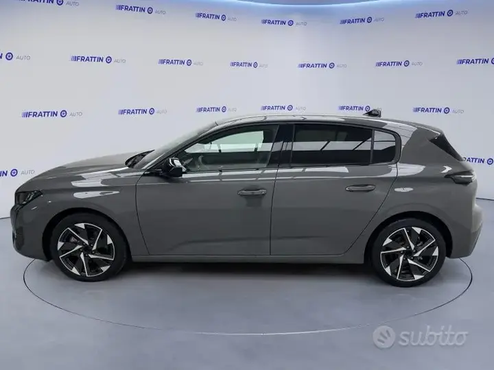 Peugeot 308 2025 photo 2