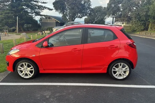 Mazda 2