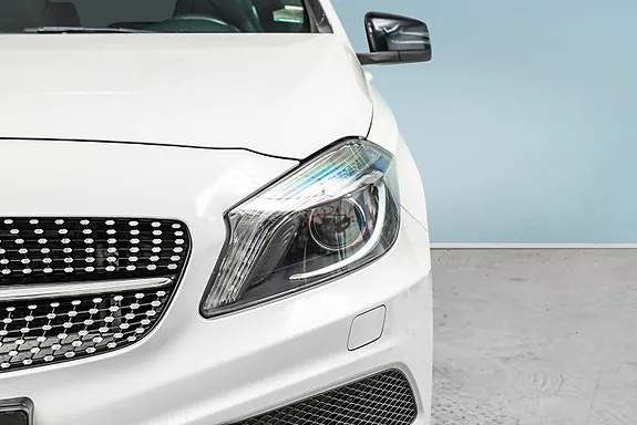 Mercedes-Benz A 180 2015 photo 5