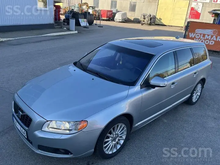 Volvo V70