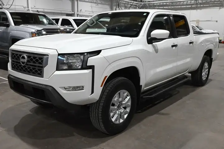 Nissan Frontier 2022 photo 2
