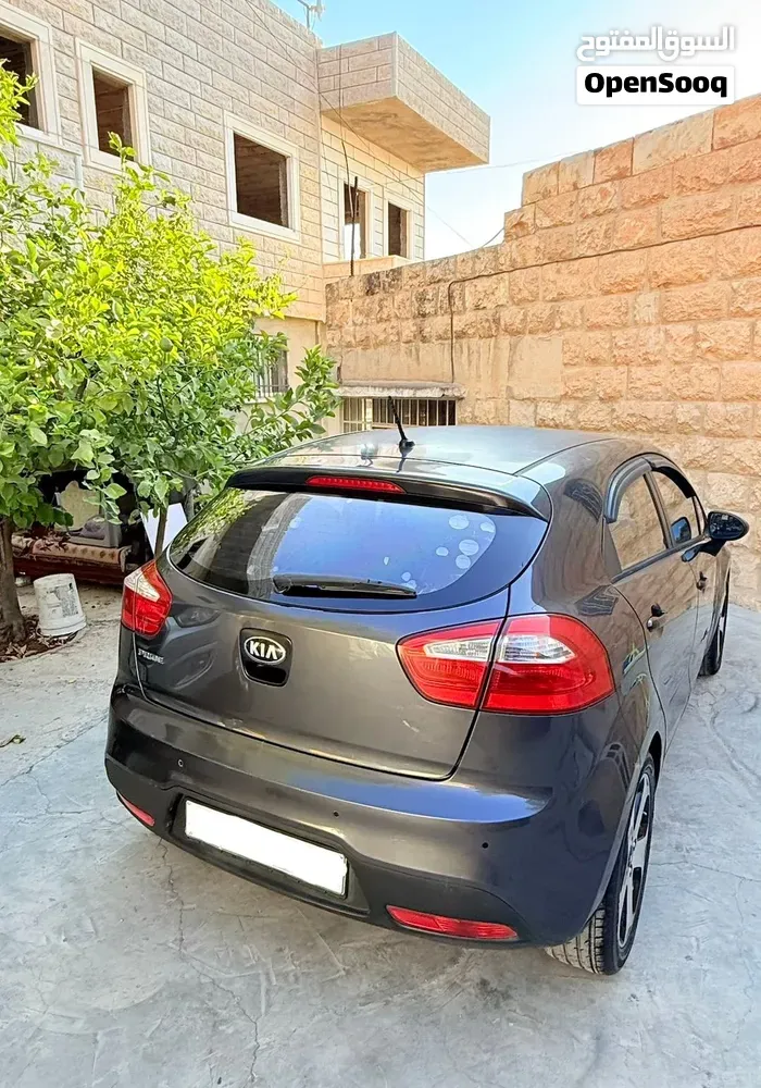 Kia Pride 2015 photo 3