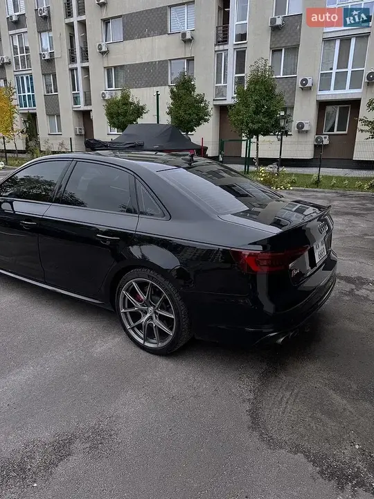 Audi S4 2017 photo 3