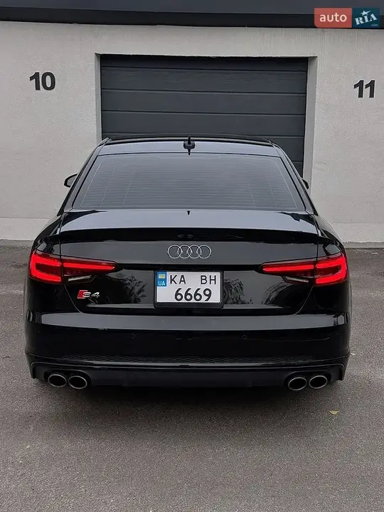 Audi S4 2017 photo 5