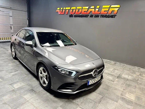 Mercedes-Benz A200