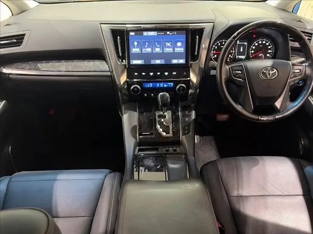Toyota Alfaord 2019 photo 3