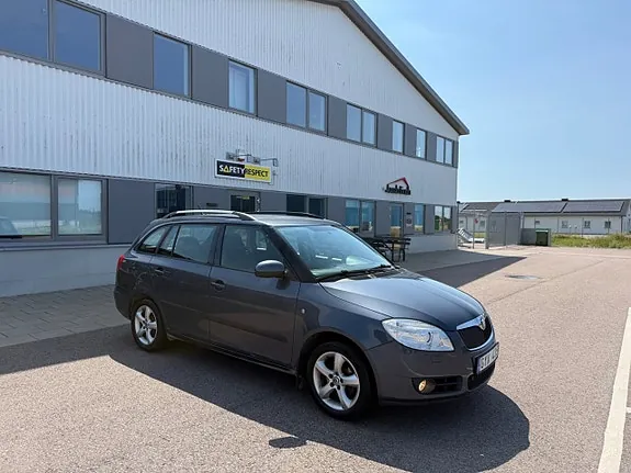 Skoda Fabia 2008 photo 5