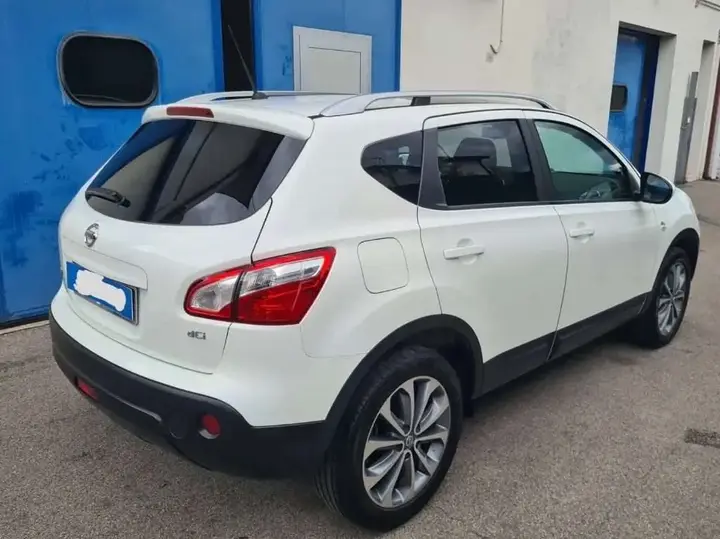 Nissan Qashqai 2010 photo 3