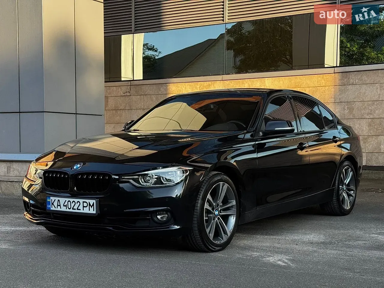BMW 3 Series 2016 photo 4