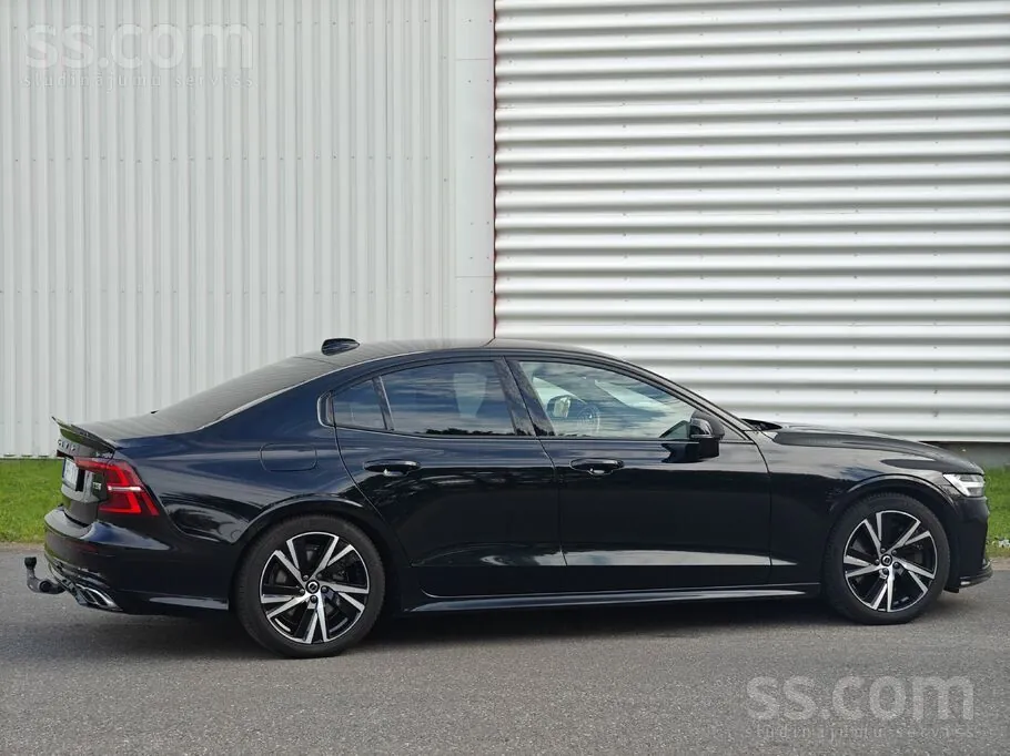 Volvo S60 2020 photo 4