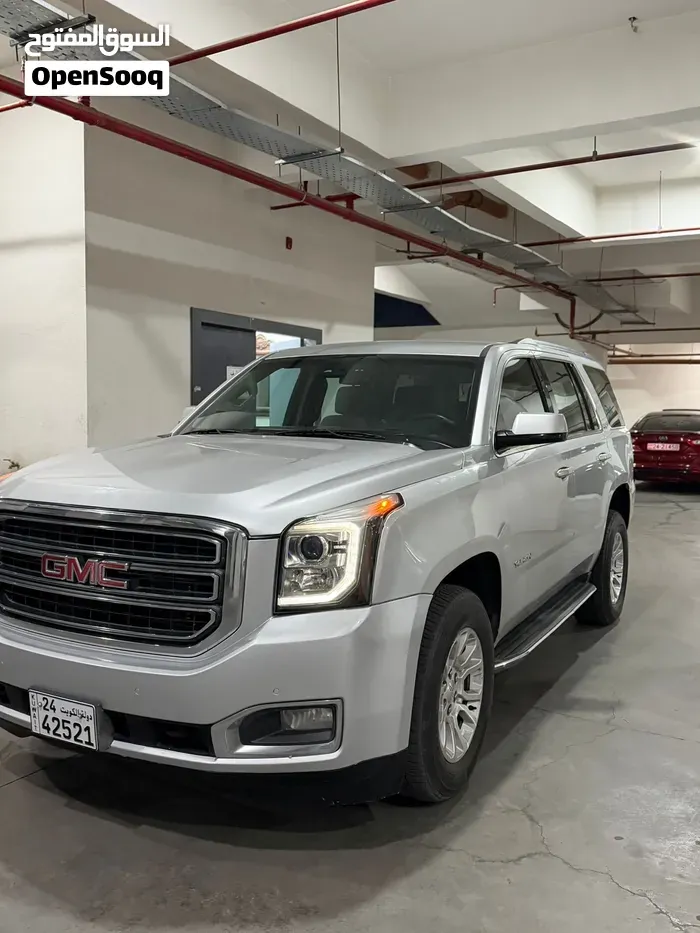 GMC Yukon 2017 photo 2