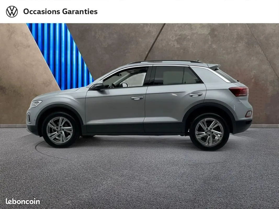Volkswagen T-Roc 2025 photo 2