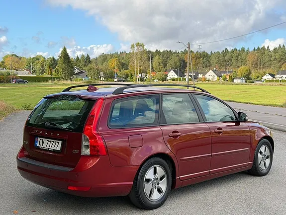 Volvo V50 2011 photo 5