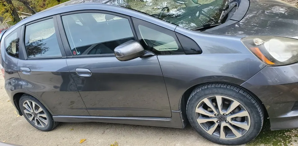 Honda Fit 2012 photo 2