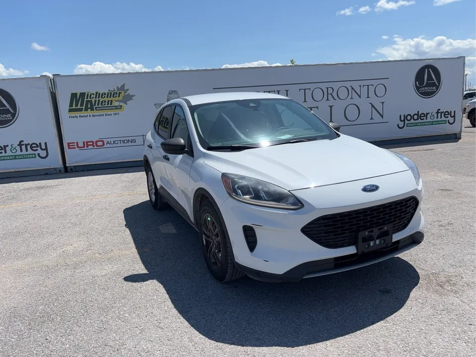 Ford Escape 2022 photo 3