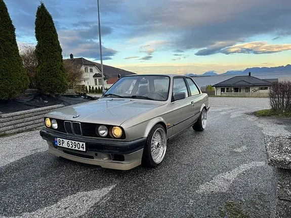BMW 316I