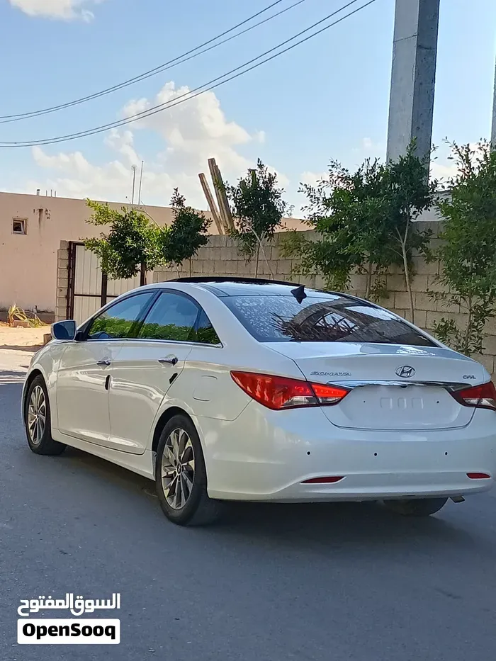 Hyundai Sonata 2013 photo 3
