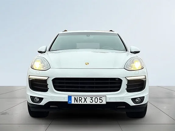 Porsche Cayenne 2015 photo 2