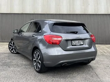 Mercedes-Benz A200 2013 photo 3