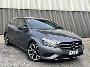 Mercedes-Benz A200 2013 photo 2