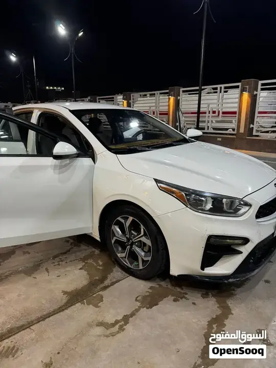 Kia Forte 2020 photo 2