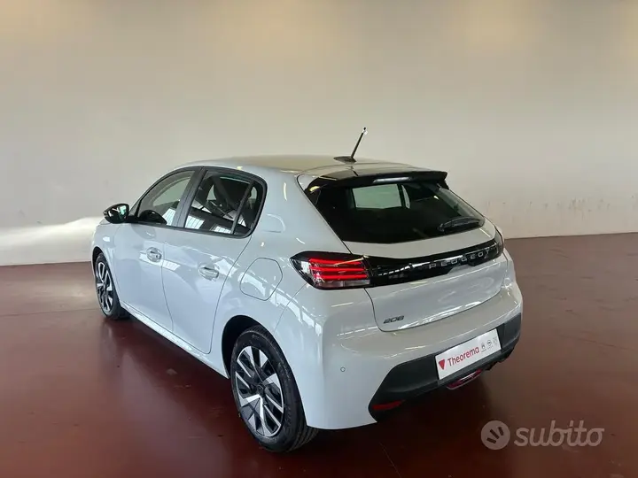 Peugeot 208 2026 photo 2