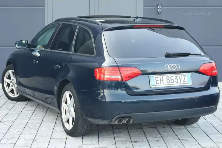 Audi A4 Avant 2011 photo 4