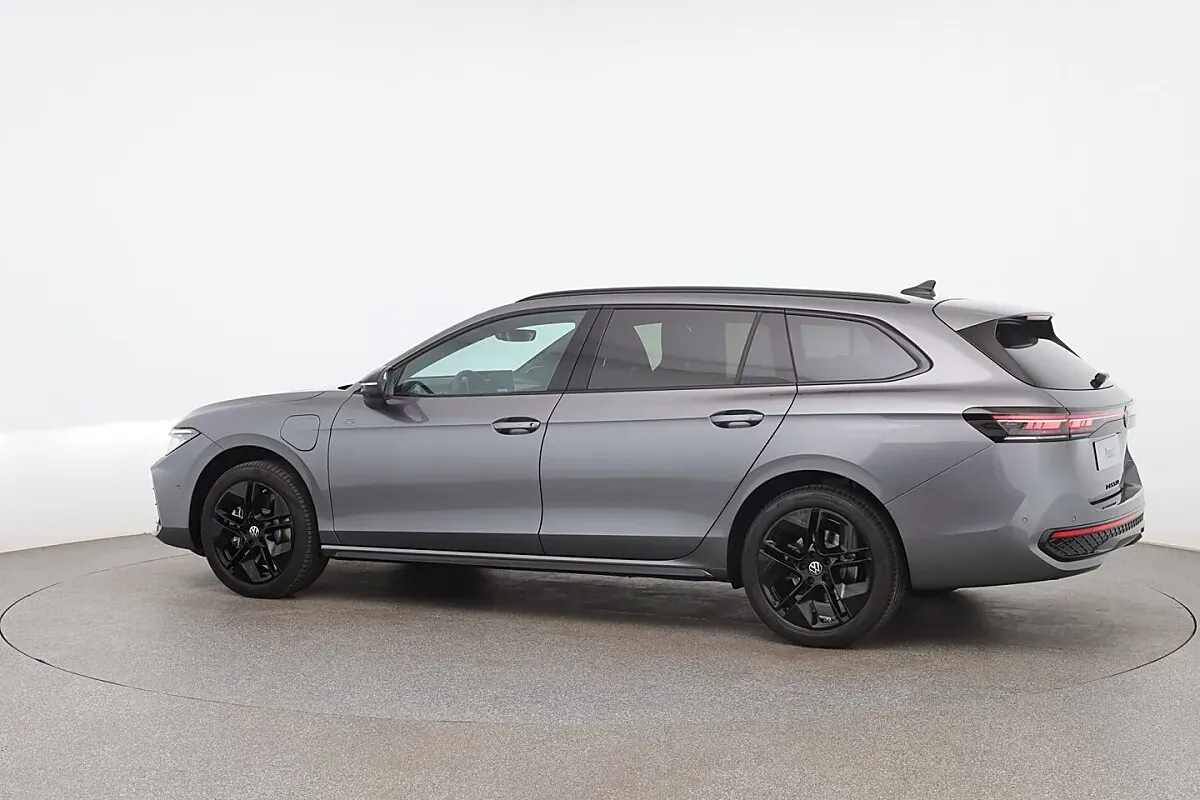 Volkswagen Passat 2026 photo 3