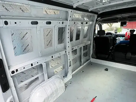 Opel Movano 2010 photo 2