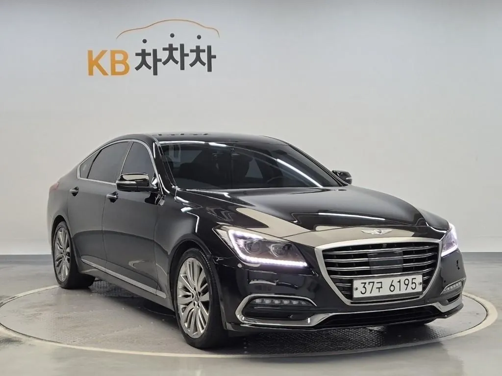 Genesis G80 2018 photo 4