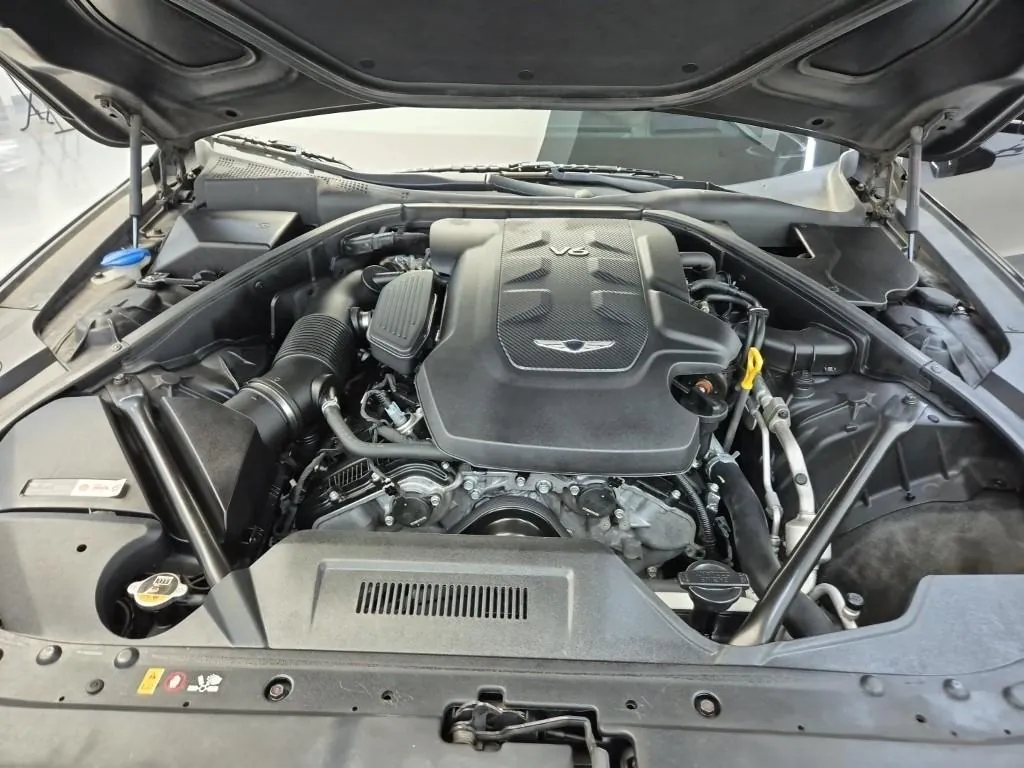 Genesis G80 2018 photo 5