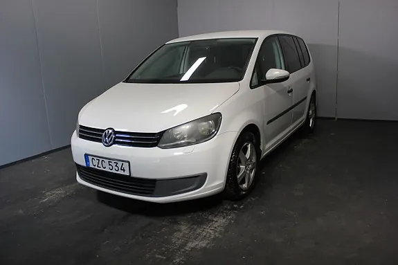 Volkswagen Touran 2011 photo 2