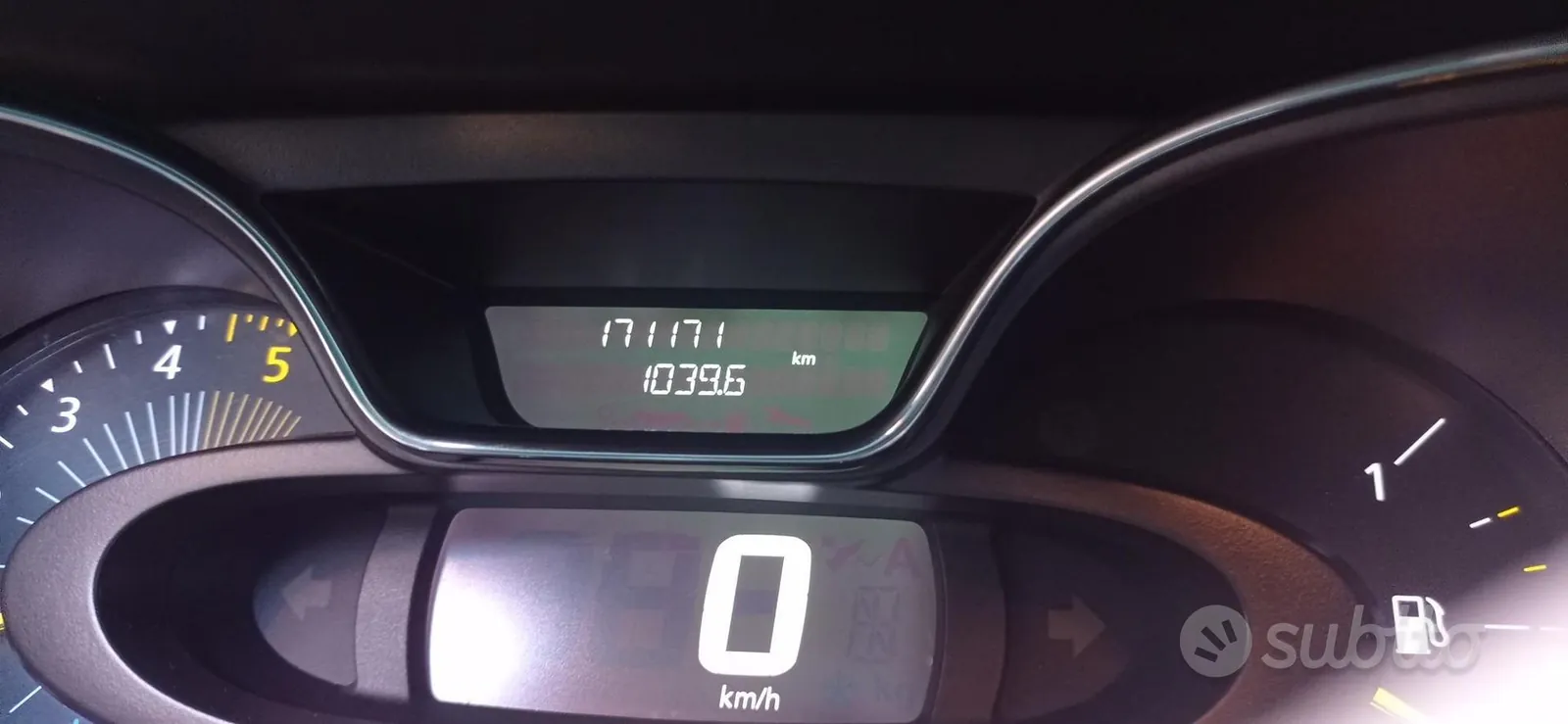 Renault Captur 2013 photo 2