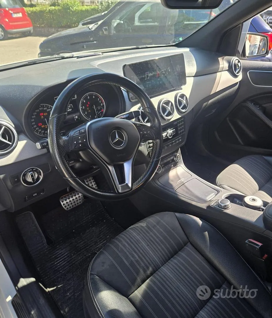 Mercedes-Benz C-Class 2014 photo 2