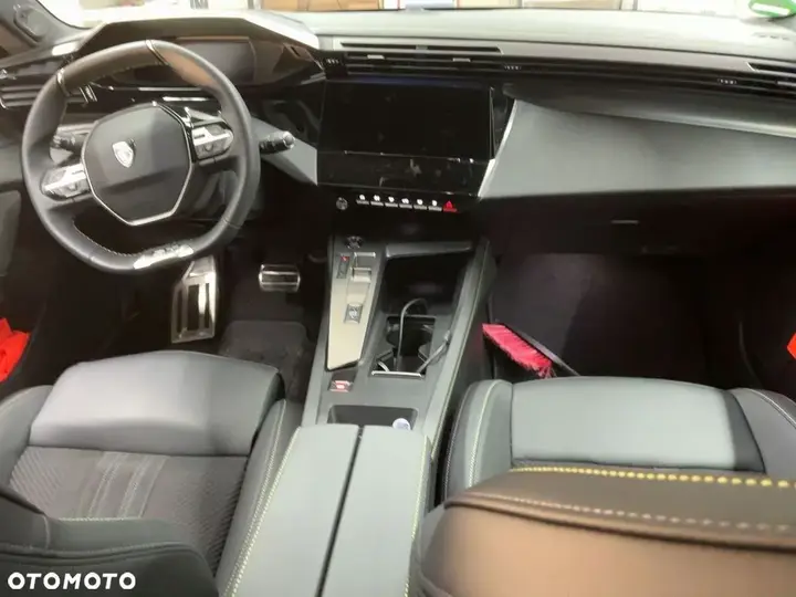 Peugeot 308 2023 photo 4