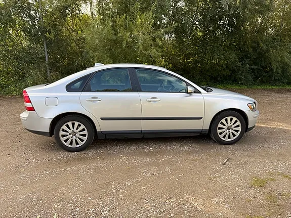 Volvo S40
