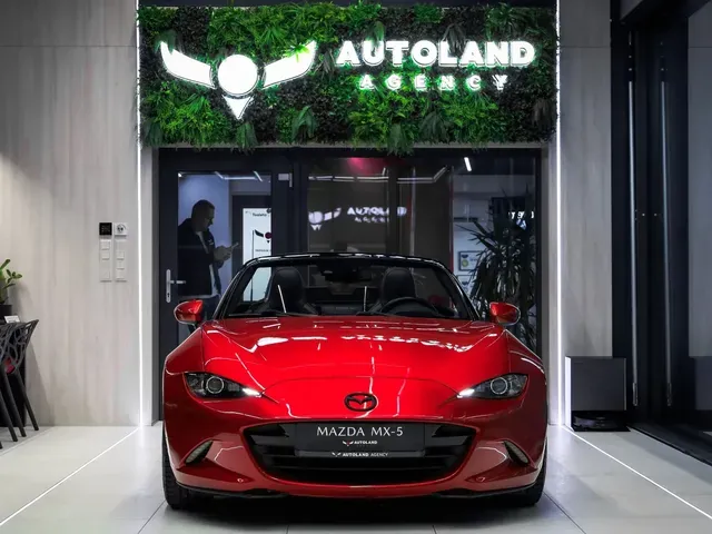 Mazda Mx-5 2017 photo 2