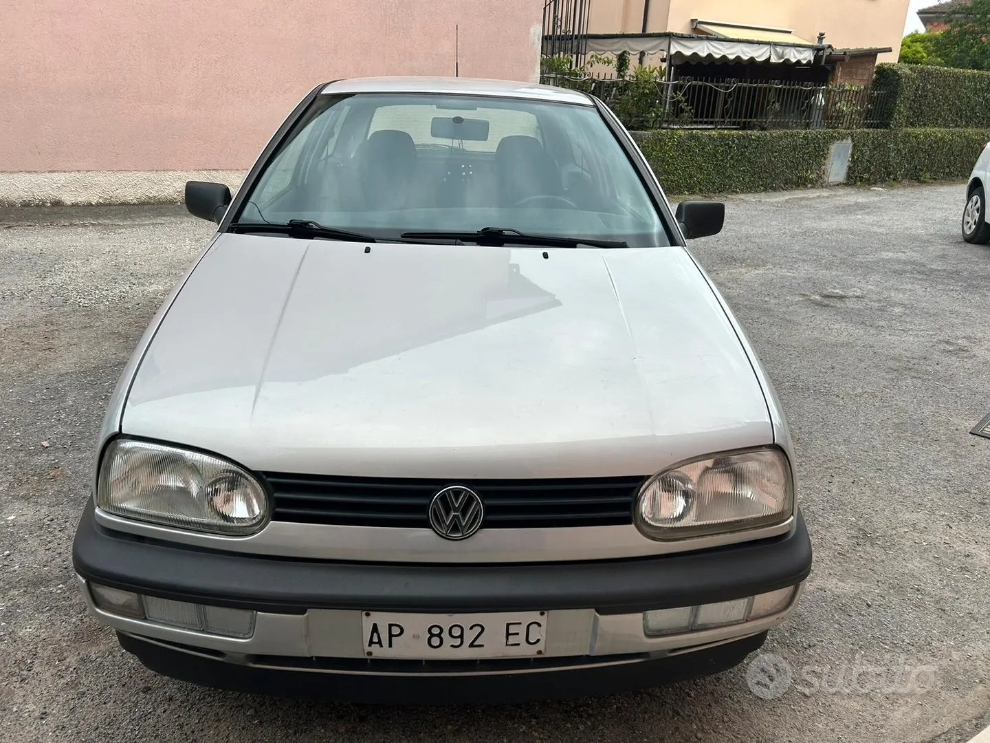 Volkswagen Golf 1998 photo 2