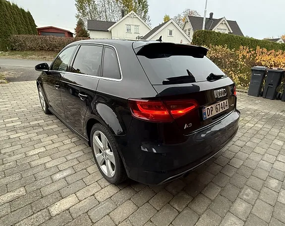 Audi A3 2015 photo 5