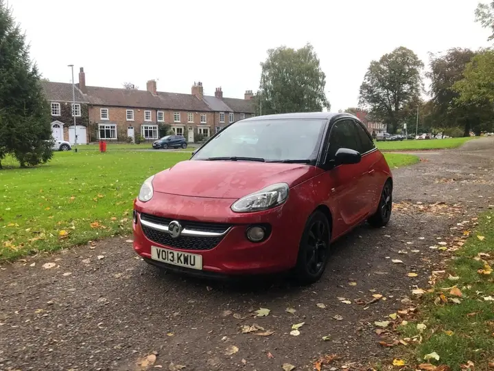 Vauxhall Adam 2013 photo 3