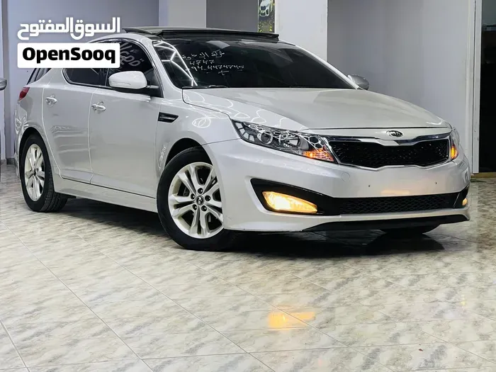 Kia K5 2012 photo 2
