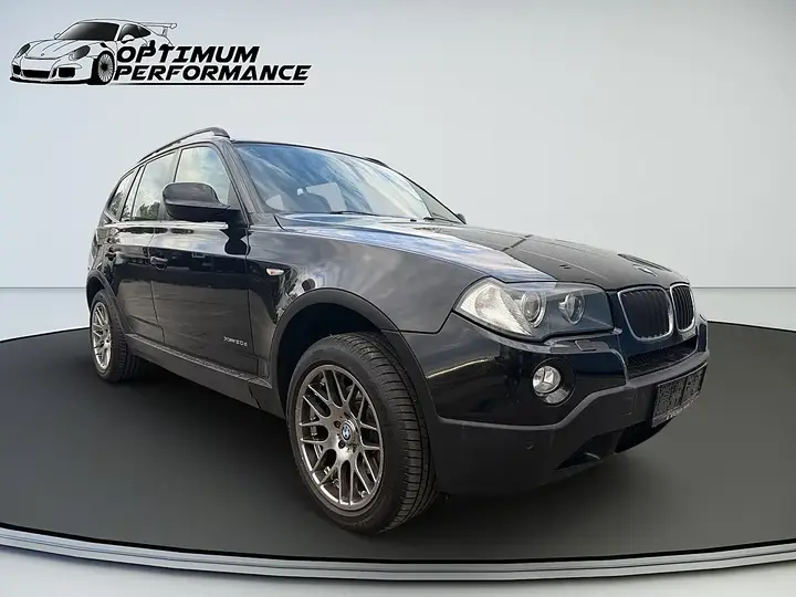 BMW X3 2010 photo 2