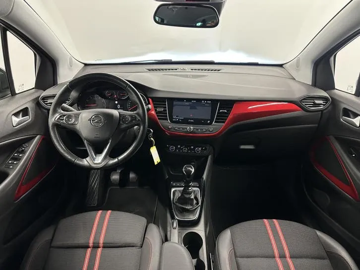 Opel Crossland X 2021 photo 2