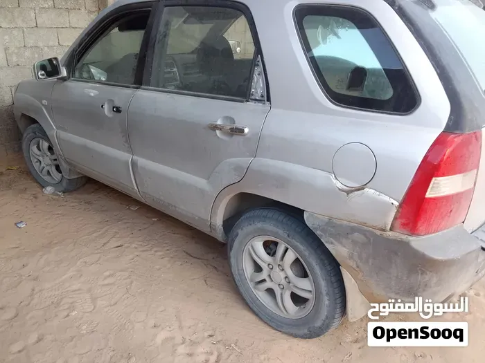 Kia Sorento 2000 photo 4