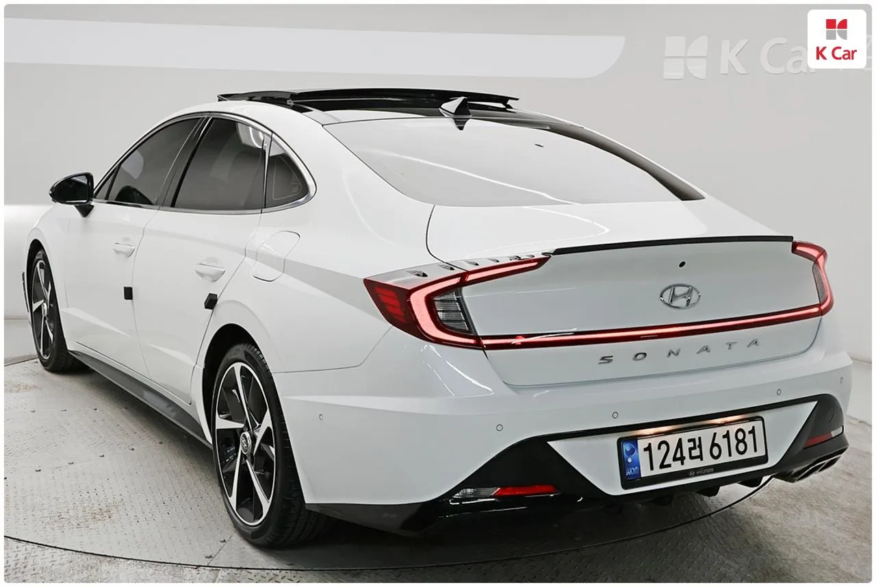 Hyundai Sonata 2022 photo 2