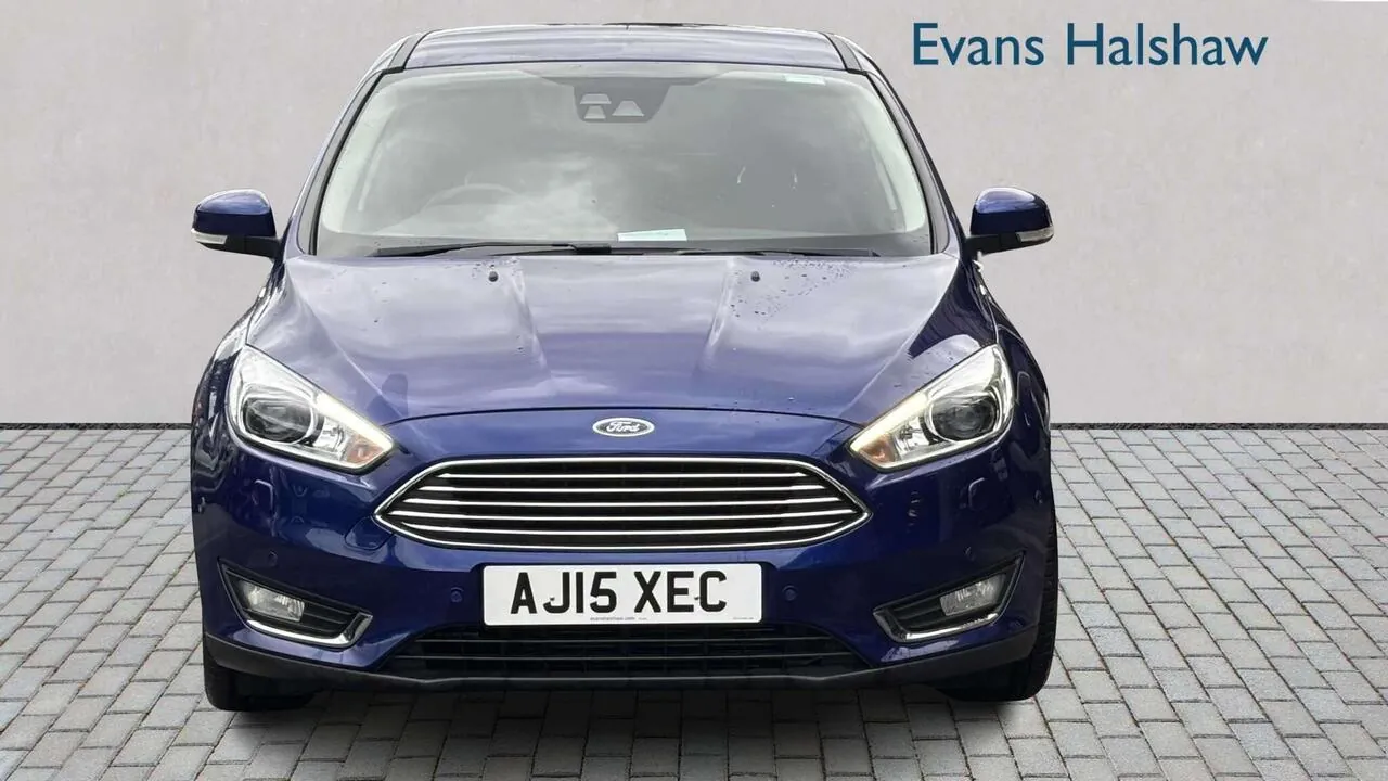 Ford Focus 2015 photo 2