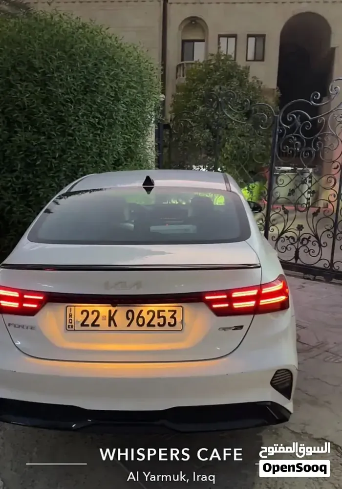 Kia Forte 2022 photo 2