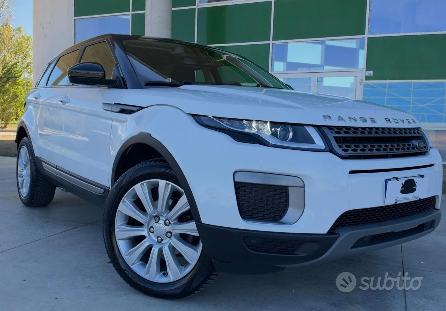 Land Rover Range Rover Evoque 2017 photo 4